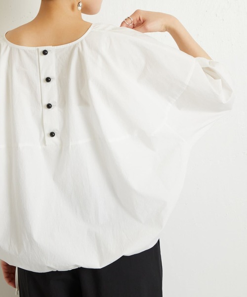 BEARDSLEY（ビアズリー）の「後ろ釦ブラウス（シャツ/ブラウス・レディース・ホワイト/ネイビー・FREE）」の7枚目の写真