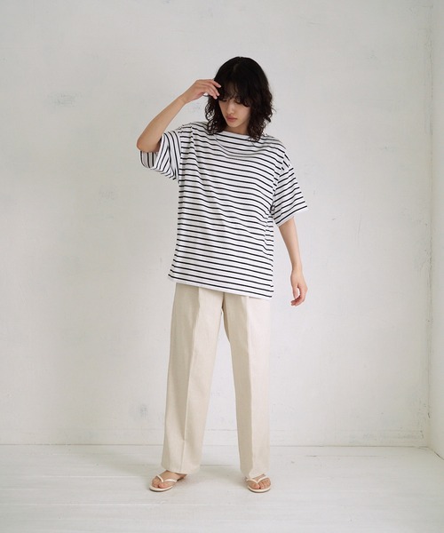 4youstory(フォーユーストーリー)の「【4youstory】ボーダーボートネックTシャツ(Tシャツ/カットソー・レディース・ブラック/レッド/ブルー/グリーン・FREE)」の5枚目の写真