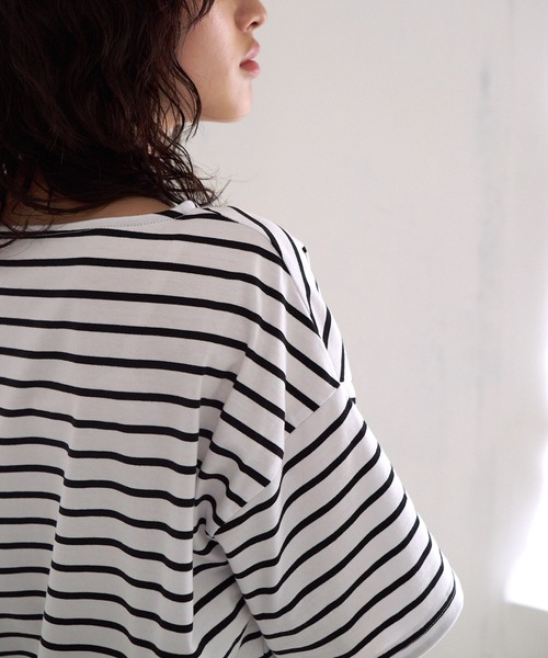4youstory(フォーユーストーリー)の「【4youstory】ボーダーボートネックTシャツ(Tシャツ/カットソー・レディース・ブラック/レッド/ブルー/グリーン・FREE)」の13枚目の写真