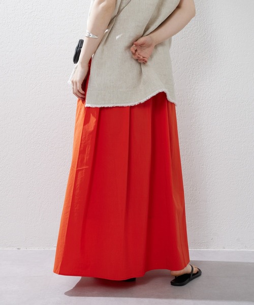 SHENERY（シーナリー）の「タックギャザーカラーロングスカート（スカート・レディース・イエロー/オレンジ・FREE）」の18枚目の写真