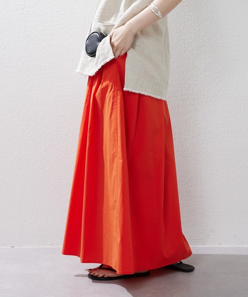 SHENERY（シーナリー）の「タックギャザーカラーロングスカート（スカート・レディース・イエロー/オレンジ・FREE）」の17枚目の写真