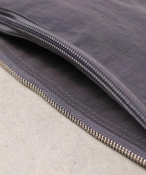 NO WAY(ノーウェイ)の「/implress/easy square shoulder bag(ショルダーバッグ・メンズ・グレー/ブラック・FREE)」の6枚目の写真
