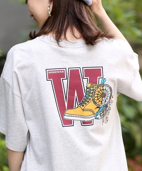 チチカカ(チチカカ)の「【ユニセックス】 カレッジキャッチャープリントTシャツ【WEB限定】(Tシャツ/カットソー・メンズ・ブラック/ホワイト/グレー・FREE)」の13枚目の写真