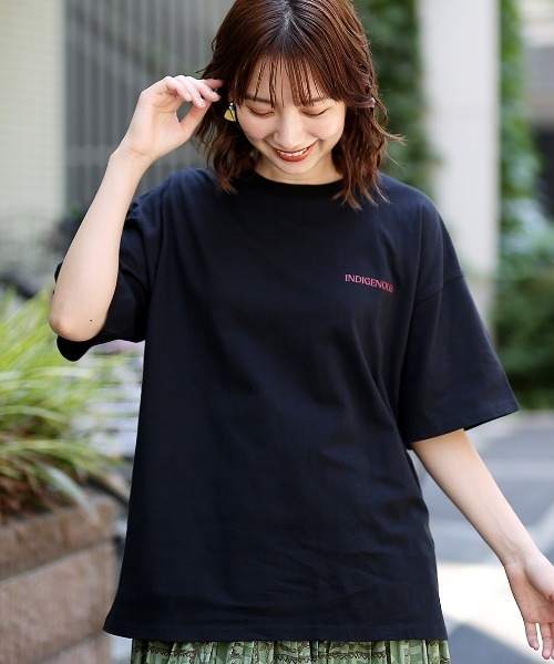 チチカカ(チチカカ)の「【ユニセックス】 カレッジキャッチャープリントTシャツ【WEB限定】(Tシャツ/カットソー・メンズ・ブラック/ホワイト/グレー・FREE)」の17枚目の写真