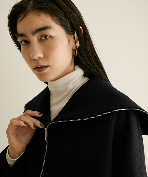 SALON adam et rope'（サロン アダム エ ロペ）の「WOOLLETジップショートコート（その他アウター・レディース・ブラック/ベージュ/カーキ・FREE）」の4枚目の写真