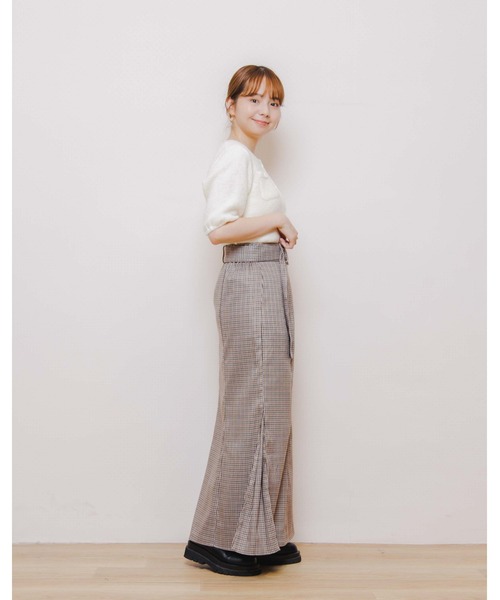 flower(フラワー)の「パフハーフトップ(ニット/セーター・レディース・アイボリー/ベージュ・FREE)」の15枚目の写真