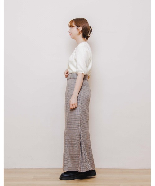 flower(フラワー)の「パフハーフトップ(ニット/セーター・レディース・アイボリー/ベージュ・FREE)」の17枚目の写真