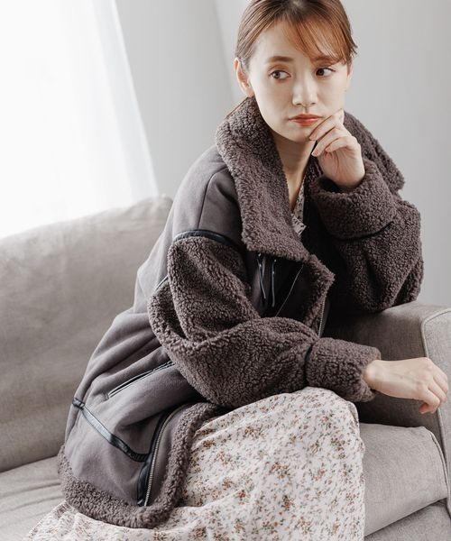 mysty woman（ミスティウーマン）の「ボア／ミドルブルゾン 157645（ブルゾン・レディース・ダークブラウン/アイボリー/モカ・FREE）」の5枚目の写真