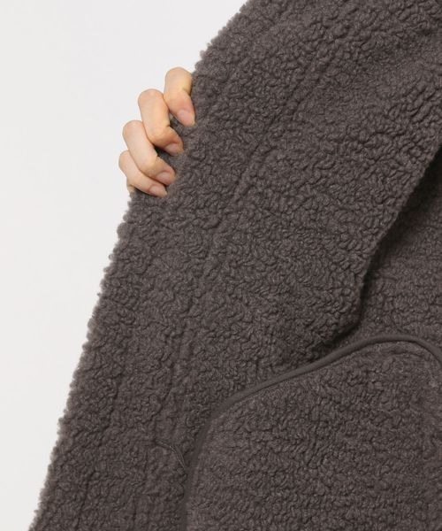 mysty woman（ミスティウーマン）の「ボア／ミドルブルゾン 157645（ブルゾン・レディース・ダークブラウン/アイボリー/モカ・FREE）」の19枚目の写真