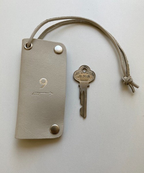 TIDEWAY（タイドウェイ）の「OIL NO.. KEY CASE（キーケース/キーアクセサリー・レディース・マスタード/キャメル/オフホワイト/ブラック/ネイビー/グリーン/レッド/ブルーグレー/ピンクベージュ/ブラウン・FREE）」の11枚目の写真