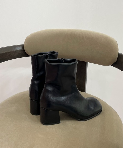 EPIMI E'PIMMY（エピミエピミー）の「オブリークトゥショートブーツ（ブーツ・レディース・ブラック/ブラウン・MEDIUM/LARGE）」の6枚目の写真