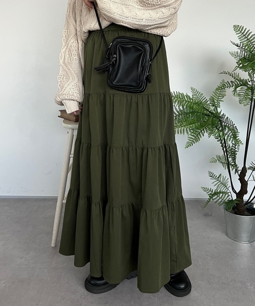 kutir（クティール）の「【新色追加】ティアードスカート（スカート・レディース・ブラック/ベージュ/ブラウン/カーキ/ブラック系その他/オフホワイト/ブルー/ブラウン系その他/ブラック系その他2・SMALL/MEDIUM/LARGE）」の8枚目の写真