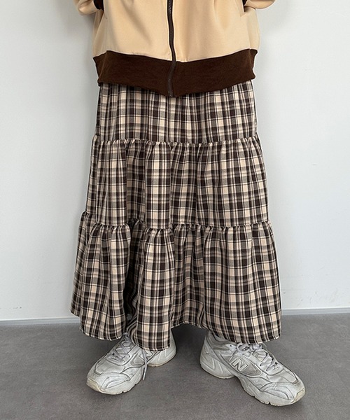 kutir（クティール）の「【新色追加】ティアードスカート（スカート・レディース・ブラック/ベージュ/ブラウン/カーキ/ブラック系その他/オフホワイト/ブルー/ブラウン系その他/ブラック系その他2・SMALL/MEDIUM/LARGE）」の12枚目の写真