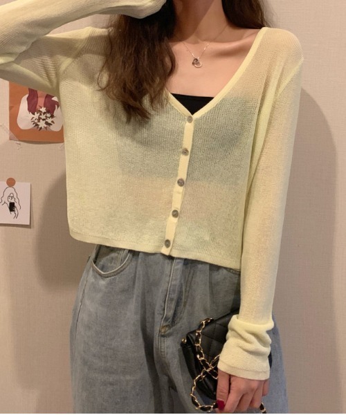 yuue' ( wear )（ユーイ）の「シンプルカーディガンニット（ニット/セーター・レディース・ホワイト/ブラック/パープル/グリーン/ライトイエロー・FREE）」の13枚目の写真