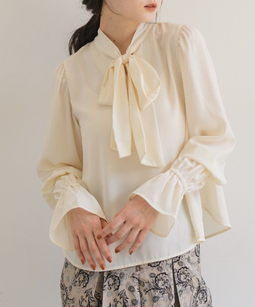 Audire bowtie volume blouse (Dungaree)