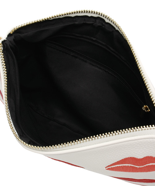 ROSE BUD（ローズバッド）の「【カタログ掲載】(LL ACCESSORIES)B1556N LIPS EMBROIDE CLUTCH BAG（クラッチバッグ・レディース・ホワイト/ブラック・ONE SIZE）」の4枚目の写真