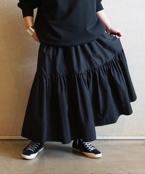 JOURNAL STANDARD LUXE(ジャーナルスタンダード ラックス)の「タイプライター キリカエギャザースカート(スカート・レディース・ブラック/ホワイト・FREE)」の2枚目の写真