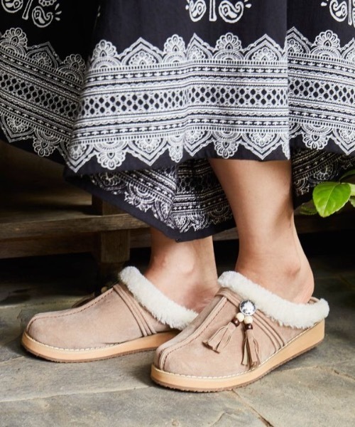 チャイハネ（チャイハネ）の「【チャイハネ】ローディサボシューズ（その他シューズ・レディース・ブラック/ベージュ/マスタード・L/M）」の2枚目の写真