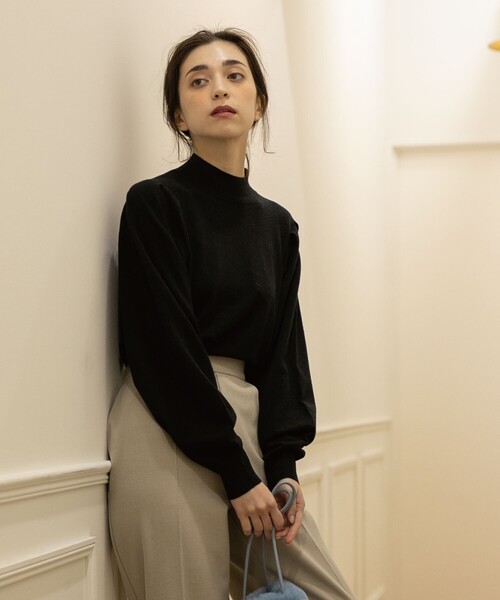 OPAQUE.CLIP（オペークドットクリップ）の「◆【ネオサーモ】ドルマンスリーブニット（ニット/セーター・レディース・オフホワイト/ナチュラル/ブラック/オレンジ・36/38/40/42）」の11枚目の写真