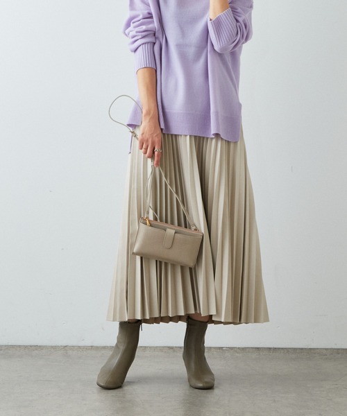 OUVRAGE CLASSE（ウヴラージュクラス）の「ラウンドトゥショートブーツ（ブーツ・レディース・ベージュ/ブラック・MEDIUM/LARGE）」の20枚目の写真