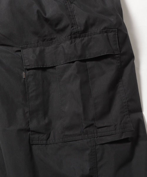 Alpha Industries(アルファインダストリーズ)の「ALPHA INDUSTRIES/アルファインダストリーズ BALLOON WIDE CARGO PANTS バルーン カーゴパンツ(カーゴパンツ・メンズ・オフホワイト/ブラック/オリーブ・XL/L/M)」の7枚目の写真