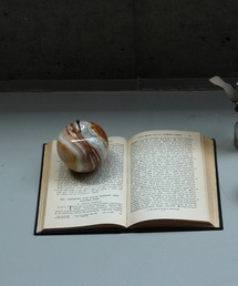 Detail（ディテール）の「DETAIL/ディティール Marble Apple “Large” マーブルアップル スモール ミニオブジェ インテリア ペーパーウェイト 2026新作 再入荷（インテリア雑貨）」