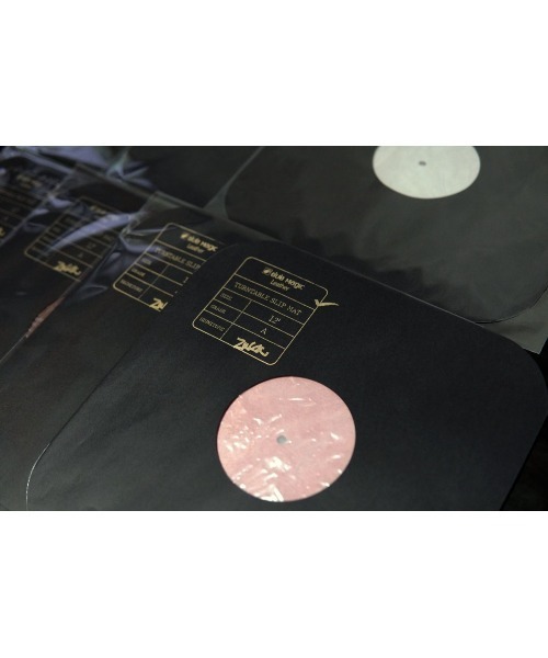 dub magic(ダブマジック)の「DUB MAGIC ダブマジック / スウェード スリップマット ライト 7インチレコード専用 /// SLIPMAT LT7(レコード・メンズ・桜/ワインレッド/チョコ/ベージュ/ネイビー/ブラウン/オリーブ/ライトブルー/ブラック・FREE)」の20枚目の写真