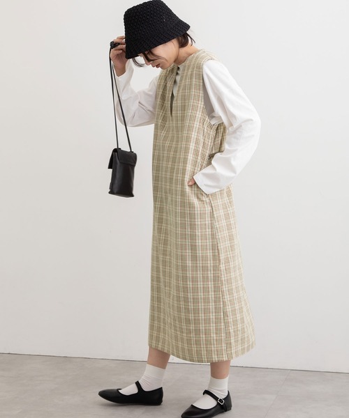 POU DOU DOU（プードゥドゥ）の「エステルレーヨンキーネックジャンスカ（ジャンパースカート・レディース・ライトイエロー/ブラウン/ブラック・3）」の6枚目の写真