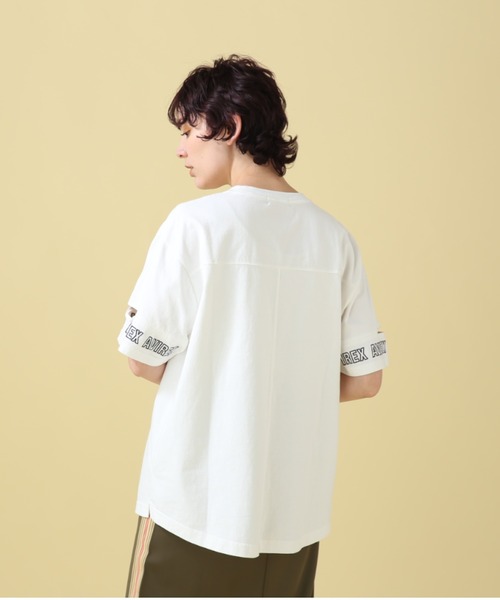 AVIREX（アヴィレックス）の「FADE WASH CUFFS OPEN EMBROIDERY TOPS/フェイドウォッシュ カフスオープン刺繍トップス（Tシャツ/カットソー・レディース・オレンジ/サックスブルー/オフホワイト/チャコールグレー・FREE）」の13枚目の写真