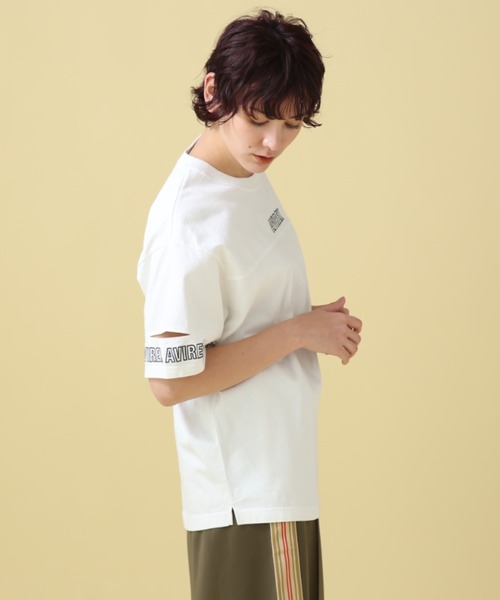 AVIREX（アヴィレックス）の「FADE WASH CUFFS OPEN EMBROIDERY TOPS/フェイドウォッシュ カフスオープン刺繍トップス（Tシャツ/カットソー・レディース・オレンジ/サックスブルー/オフホワイト/チャコールグレー・FREE）」の14枚目の写真
