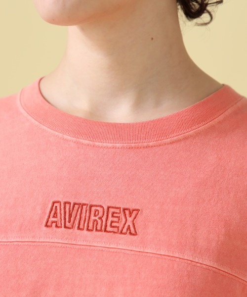 AVIREX（アヴィレックス）の「FADE WASH CUFFS OPEN EMBROIDERY TOPS/フェイドウォッシュ カフスオープン刺繍トップス（Tシャツ/カットソー・レディース・オレンジ/サックスブルー/オフホワイト/チャコールグレー・FREE）」の9枚目の写真