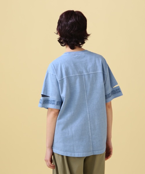 AVIREX（アヴィレックス）の「FADE WASH CUFFS OPEN EMBROIDERY TOPS/フェイドウォッシュ カフスオープン刺繍トップス（Tシャツ/カットソー・レディース・オレンジ/サックスブルー/オフホワイト/チャコールグレー・FREE）」の20枚目の写真