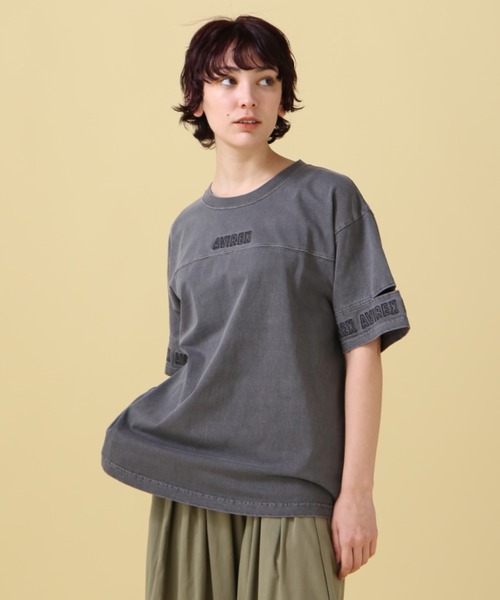 AVIREX（アヴィレックス）の「FADE WASH CUFFS OPEN EMBROIDERY TOPS/フェイドウォッシュ カフスオープン刺繍トップス（Tシャツ/カットソー・レディース・オレンジ/サックスブルー/オフホワイト/チャコールグレー・FREE）」の16枚目の写真