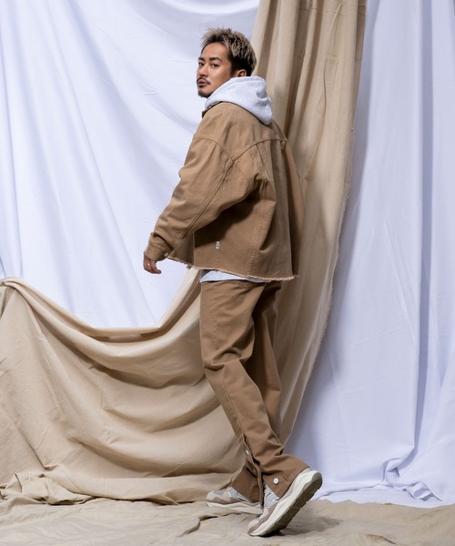 #Re:room（リルーム）の「コットンツイルヘムボタントラックパンツ（チノパンツ・メンズ・ライトブラウン/オフホワイト/ブラック・MEDIUM/LARGE/SMALL）」の5枚目の写真