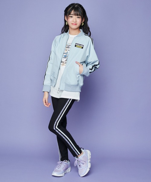 JENNI(ジェニィ)の「ロゴテープスニーカー(スニーカー・キッズ・オフホワイト/ブラック/ラベンダー・24cm/21cm/23cm/20cm/22cm)」の4枚目の写真