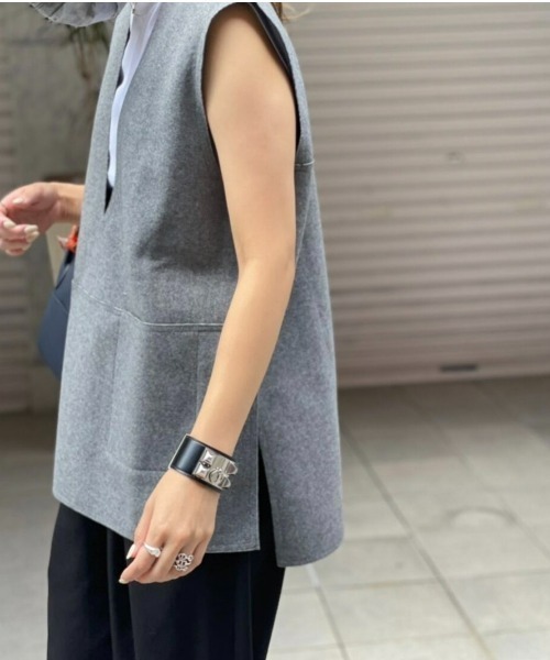 MYINE（マイン）の「深V２ポケットオーバーベスト（ベスト・レディース・グレー・FREE）」の10枚目の写真