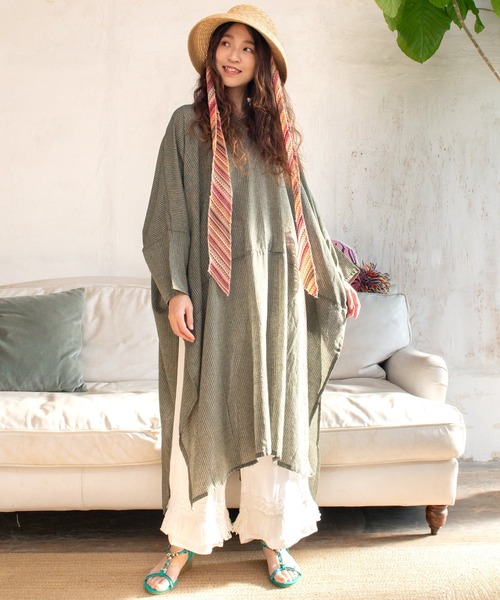 チャイハネ(チャイハネ)の「【チャイハネ】チャキロングスリットワンピース(ワンピース・レディース・ブルー/カーキ/ブラック/ブラウン/ナチュラル/グリーン/レッド・FREE)」の4枚目の写真