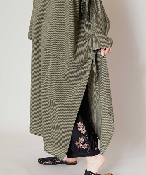 チャイハネ(チャイハネ)の「【チャイハネ】チャキロングスリットワンピース(ワンピース・レディース・ブルー/カーキ/ブラック/ブラウン/ナチュラル/グリーン/レッド・FREE)」の22枚目の写真