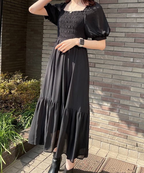 one way(ワンウェイ)の「シャーリングワンピース(ワンピース・レディース・ライトブラウン/ブラック/ライトベージュ/ホワイト/ブルー系その他・MEDIUM/SMALL)」の17枚目の写真