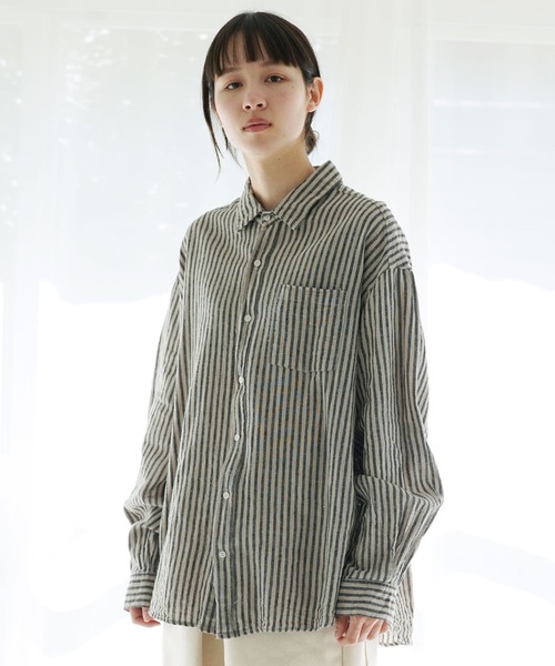 Air Tokyo(エアートウキョー)の「綿麻 ストライプ レギュラーカラー オーバーシャツ(シャツ/ブラウス・メンズ・ホワイト×ブラック/ホワイト×ブルー・MEDIUM/LARGE)」の9枚目の写真