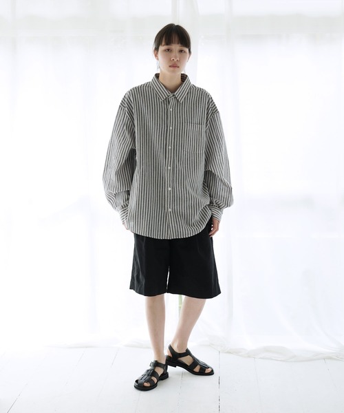 Air Tokyo(エアートウキョー)の「綿麻 ストライプ レギュラーカラー オーバーシャツ(シャツ/ブラウス・メンズ・ホワイト×ブラック/ホワイト×ブルー・MEDIUM/LARGE)」の7枚目の写真