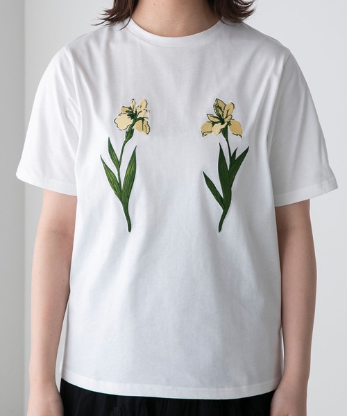 BONLECILL（ボンルシール）の「フラワー刺繍半袖Tシャツ（T