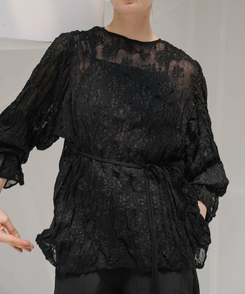 WILLFULLY（ウィルフリー）の「wrinkle embroidery sleeve BL（シャツ