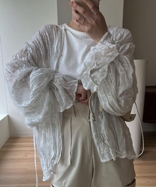 WILLFULLY（ウィルフリー）の「wrinkle embroidery sleeve BL（シャツ