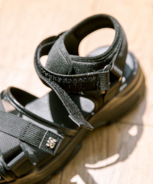 OLIVE des OLIVE（オリーブデオリーブ）の「シアスポーツサンダル