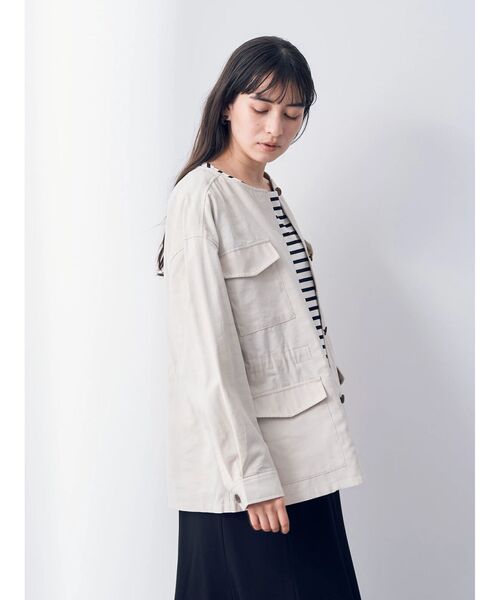 YECCA VECCA（イェッカヴェッカ）の「ミリタリージャケット（ミリタリージャケット・レディース・グレイッシュベージュ/ピンク/モカ・M）」の15枚目の写真