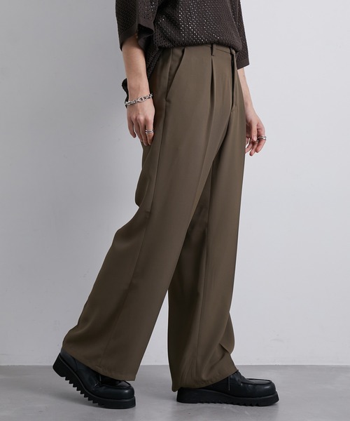 JUNRED（ジュンレッド）の「セットアップ対応 / トロミタックワイドフレアパンツ（スラックス・メンズ・キャメル/グリーン/ライトグレー/ブラック・L/M/S）」の10枚目の写真