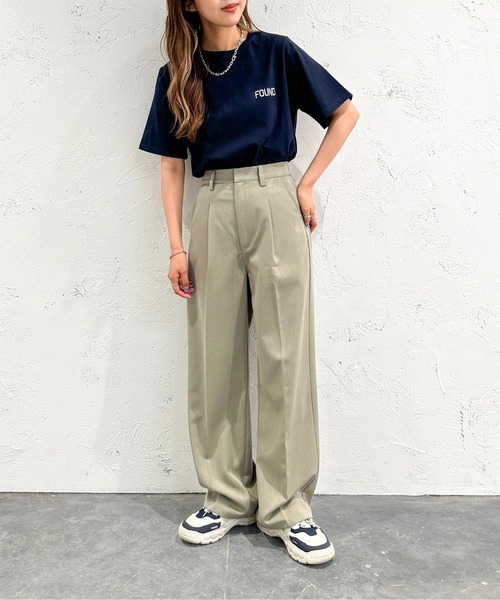 apres jour mignon（アプレジュールミニョン）の「アソートシュエットTシャツ２【ZOZOTOWN限定アイテム】（Tシャツ/カットソー・レディース・ホワイト系その他2/ナチュラル/ベージュ系その他/ブラック系その他/ホワイト系その他/オフホワイト/グリーン/ブラック/ネイビー・フリー/X-LARGE）」の16枚目の写真