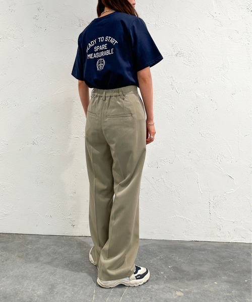 apres jour mignon（アプレジュールミニョン）の「アソートシュエットTシャツ２【ZOZOTOWN限定アイテム】（Tシャツ/カットソー・レディース・ホワイト系その他2/ナチュラル/ベージュ系その他/ブラック系その他/ホワイト系その他/オフホワイト/グリーン/ブラック/ネイビー・フリー/X-LARGE）」の18枚目の写真