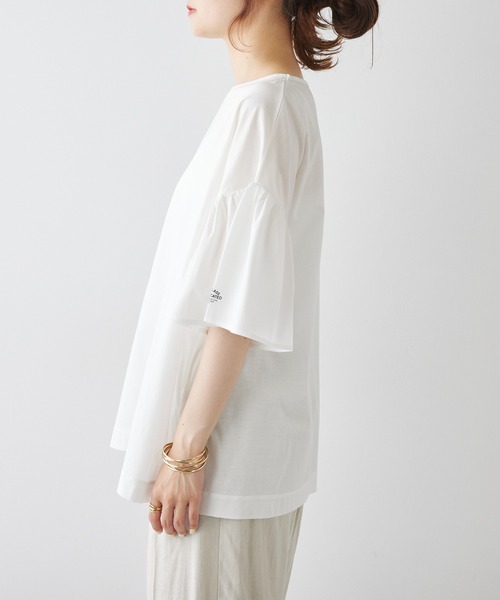 PUAL CE CIN（ピュアルセシン）の「ワンポイントプリントシルケット袖フリルTシャツ（Tシャツ/カットソー・レディース・ブラック系/ブルー系/オフホワイト/ブラック・FREE）」の7枚目の写真